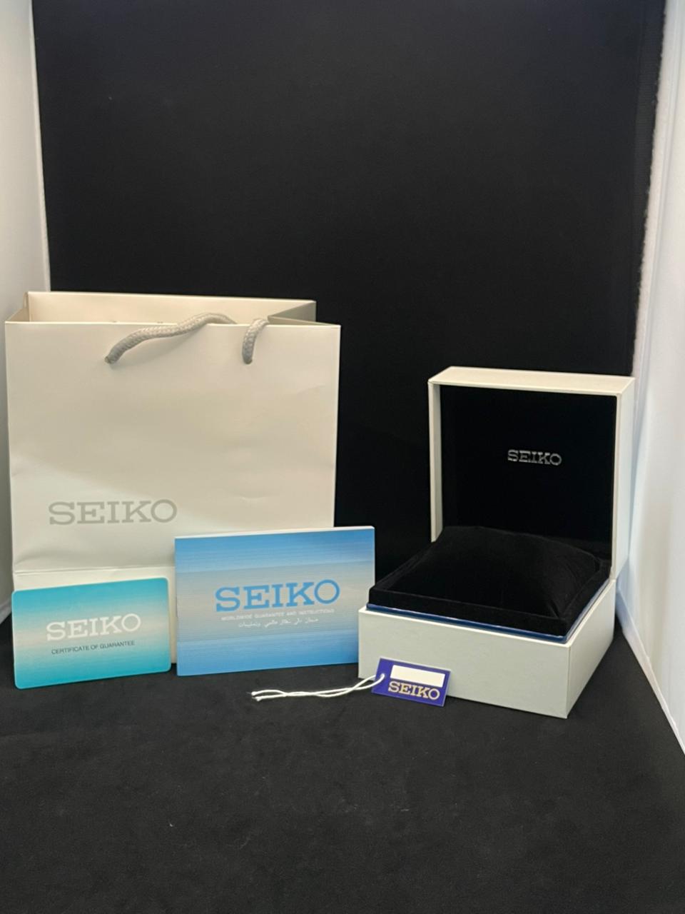 Seiko Prospex 140th Anniversary Limited Edition | SILVER CHAIN, BLACK AND WHITE DIAL