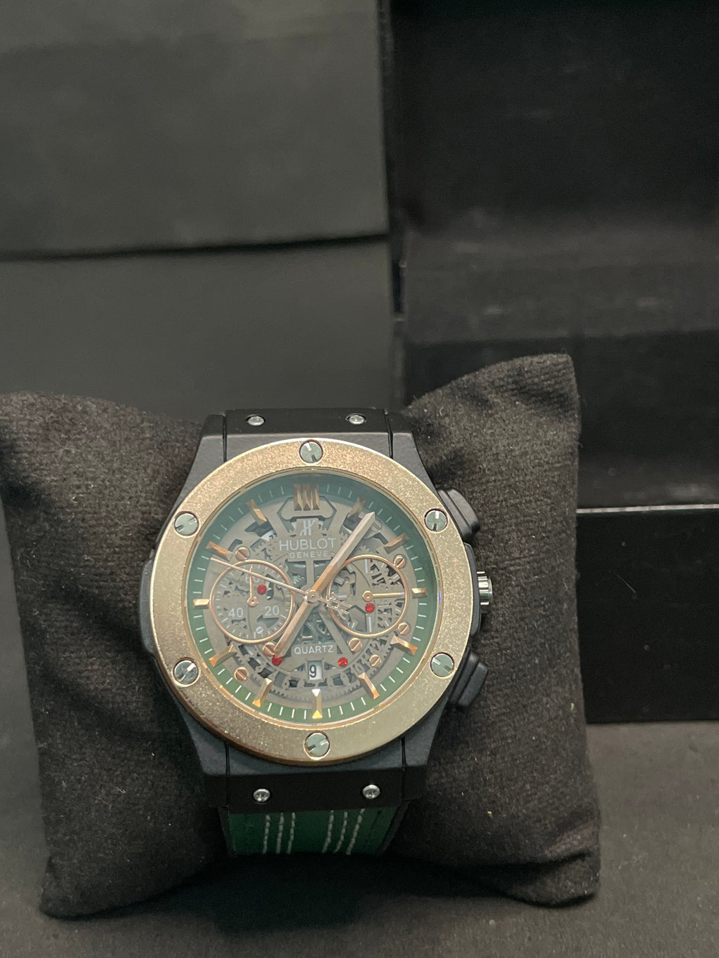 Hublot Rosegold dial | Good fragrance in strap | Good In build Quality